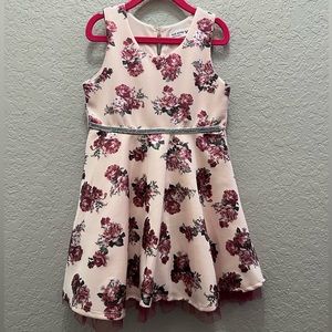 Girls Floral Metallic Dress size 5T